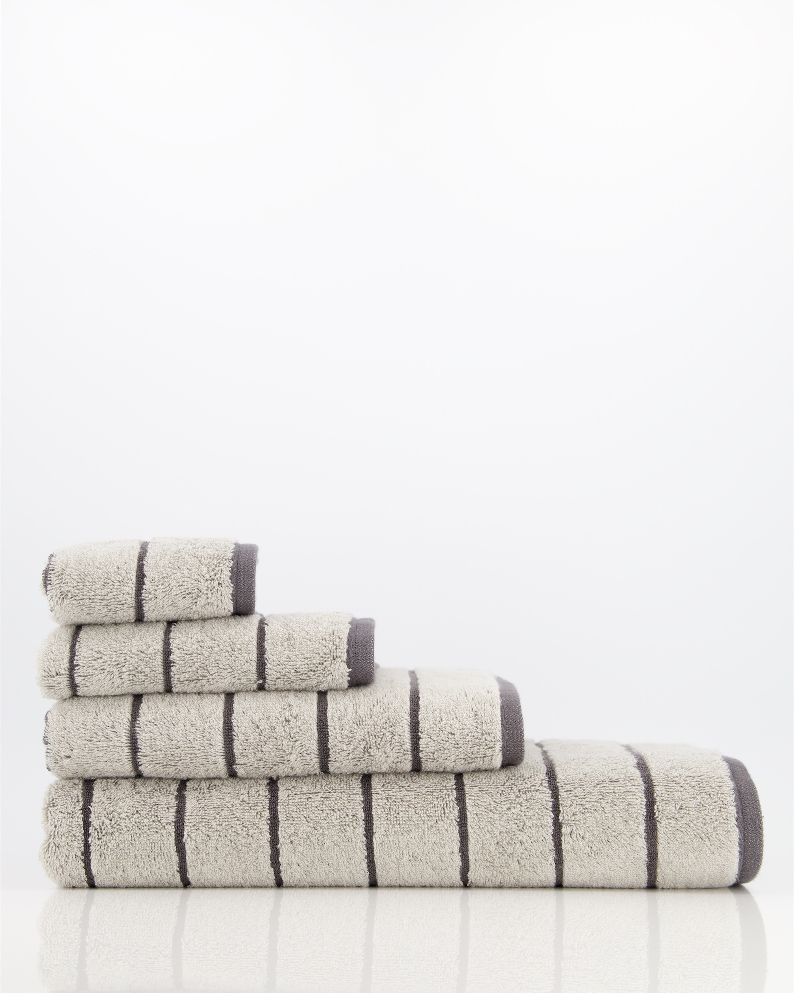 Cawö Handtücher Balance Doubleface 6232 platin - 77 - Waschhandschuh 16x22 cm