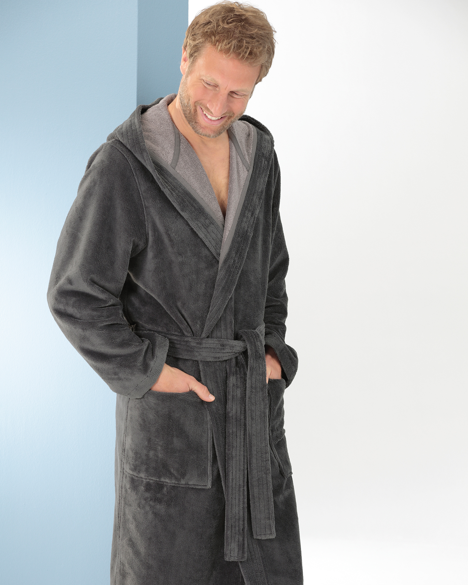 Cawö Home Herren Bademantel Kapuze 801 - Farbe: anthrazit - 71 - L
