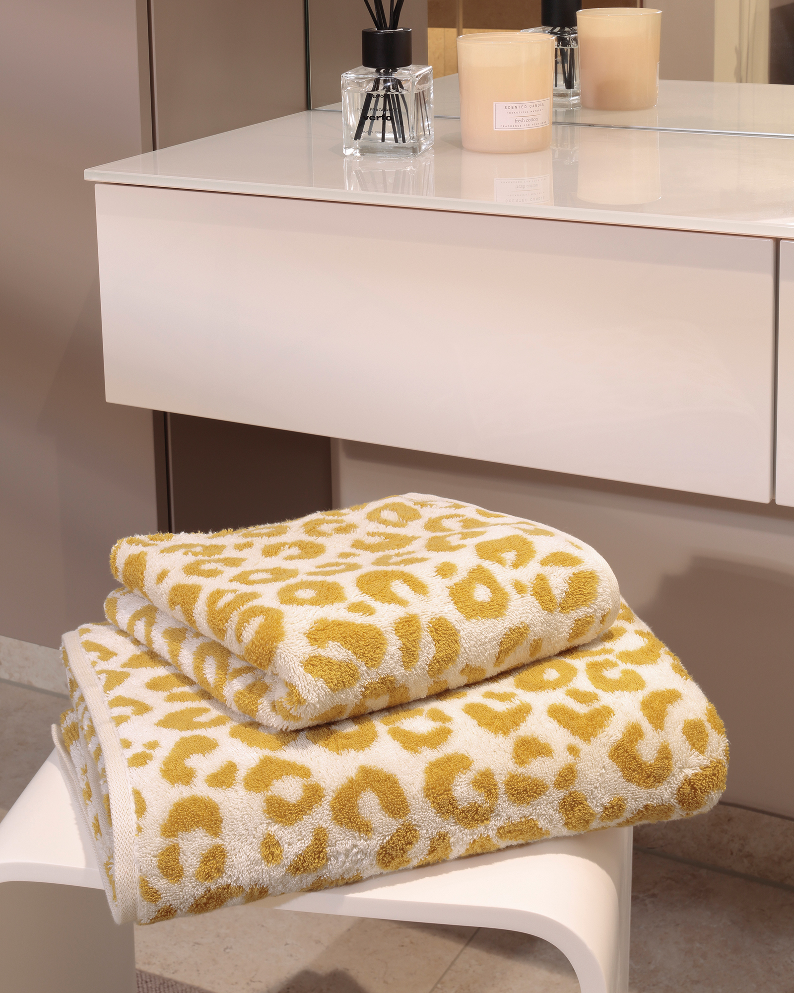 Cawö Handtücher Leo 540 gold - 53 - Handtuch 50x100 cm
