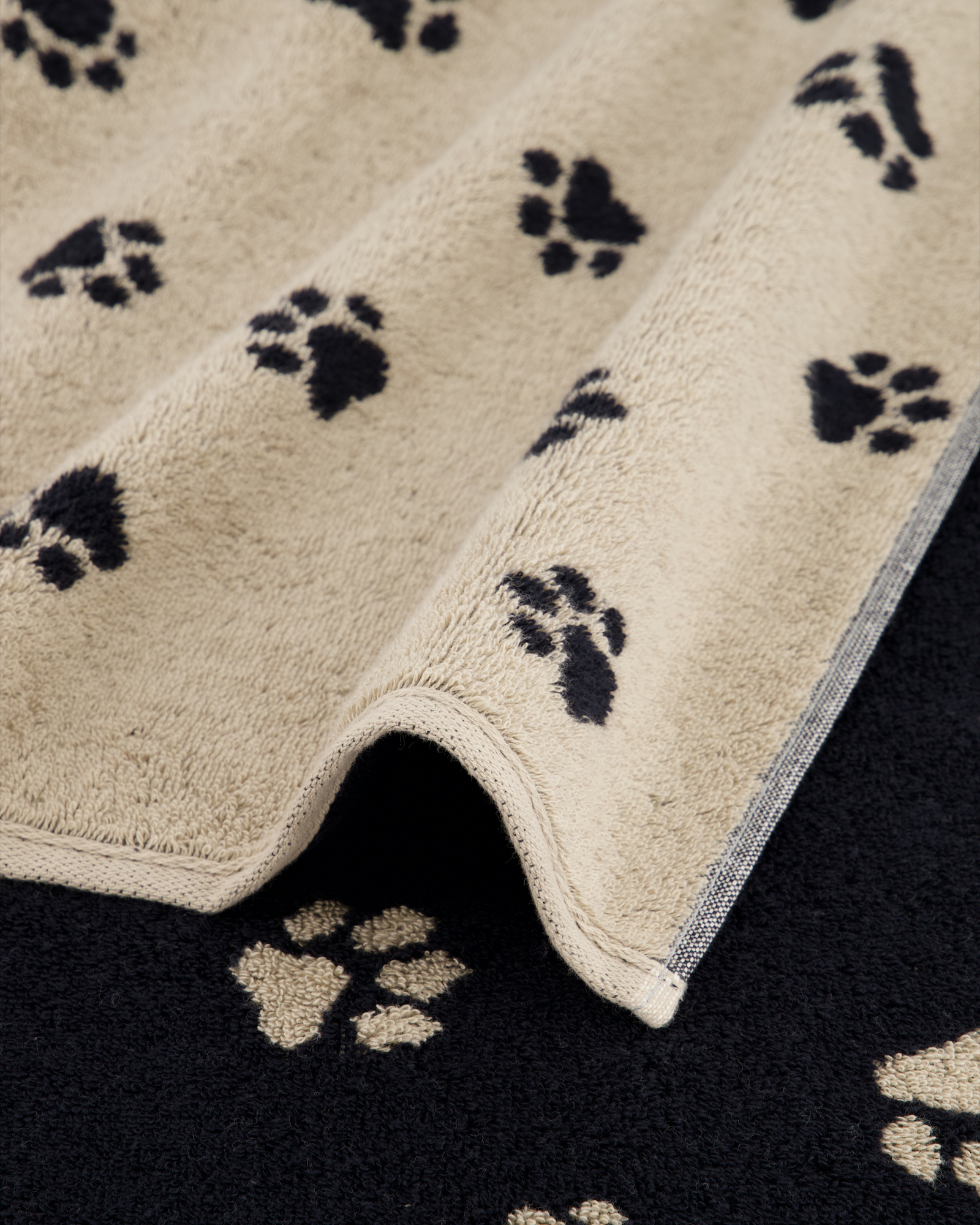 Cawö Handtücher WE LOVE DOGS Paws 6247 Schwarz-Beige - 93 - Gästetuch 30x50 cm