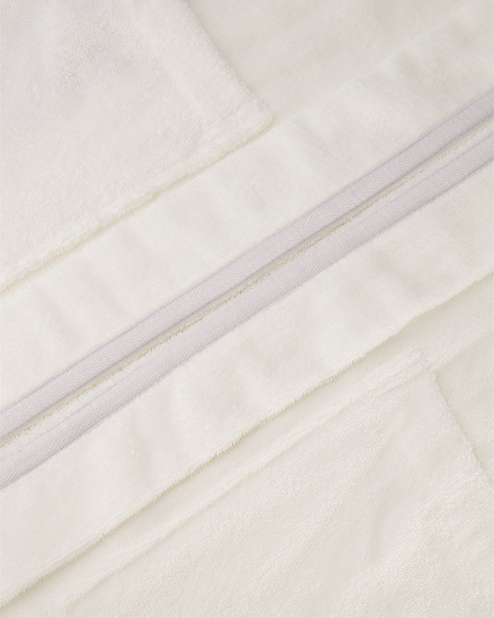 Cawö Home Damen Bademantel Kapuze 827 - Farbe: weiß - 67 - M