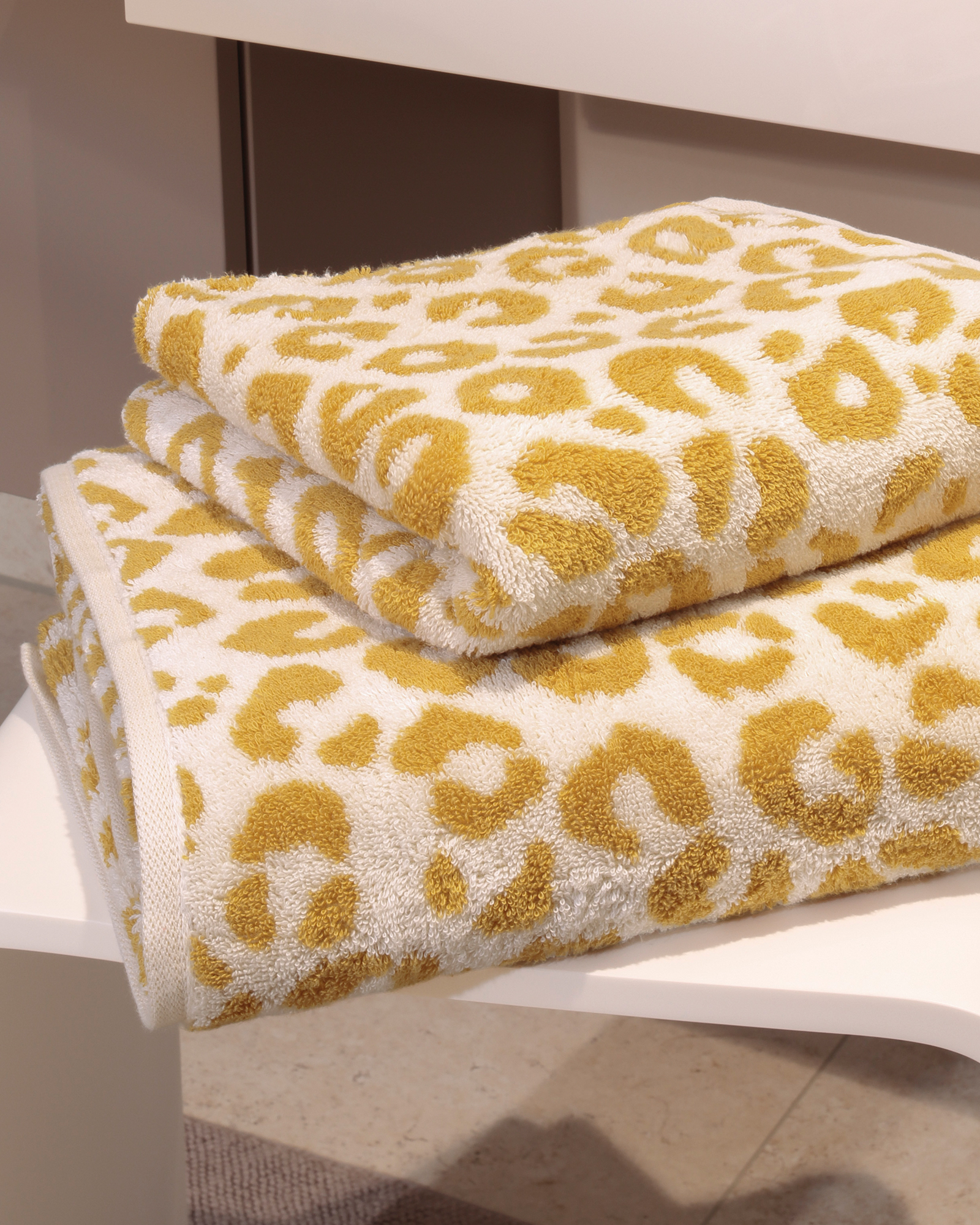 Cawö Handtücher Leo 540 gold - 53 - Handtuch 50x100 cm