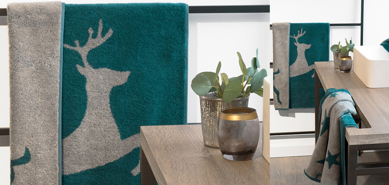 Cawö Christmas Edition Elch 927 - Farbe: smaragd - 44 Handtuch 50x100 cm Detailbild 2 Cawö Christmas Edition Elch 927 - Farbe: smaragd - 44 Handtuch 50x100 cm Detailbild 2