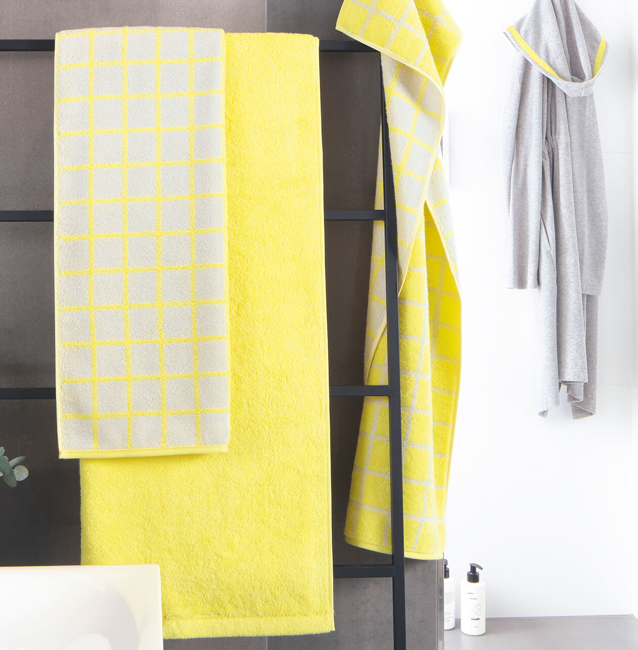 Cawö Campus Karo 959 - Farbe: lemon - 57 Duschtuch 70x140 cm Detailbild 1 Cawö Campus Karo 959 - Farbe: lemon - 57 Duschtuch 70x140 cm Detailbild 1