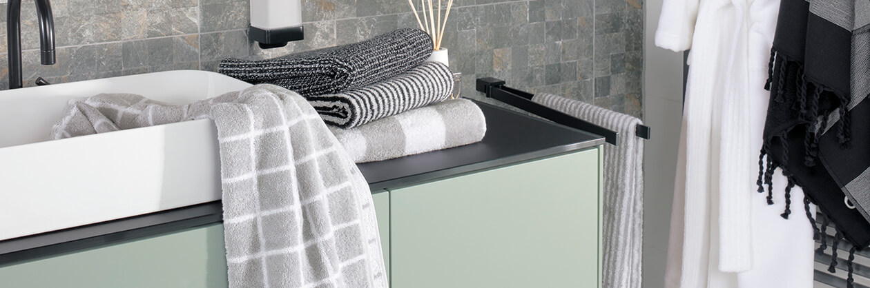 Cawö Zoom Blockstreifen 120 - Farbe: platin - 76 Handtuch 50x100 cm Detailbild 1 Cawö Zoom Blockstreifen 120 - Farbe: platin - 76 Handtuch 50x100 cm Detailbild 1