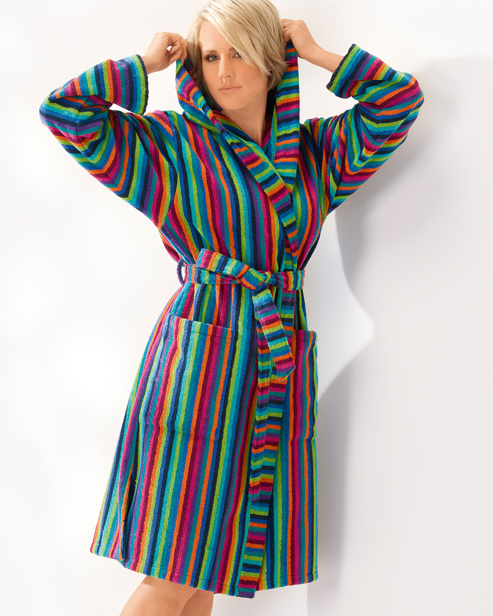 Cawö - Damen Kurzmantel Walkfrottier - Kapuze 7049 - Farbe: 84 - multicolor M Detailbild 1 Cawö - Damen Kurzmantel Walkfrottier - Kapuze 7049 - Farbe: 84 - multicolor M Detailbild 1