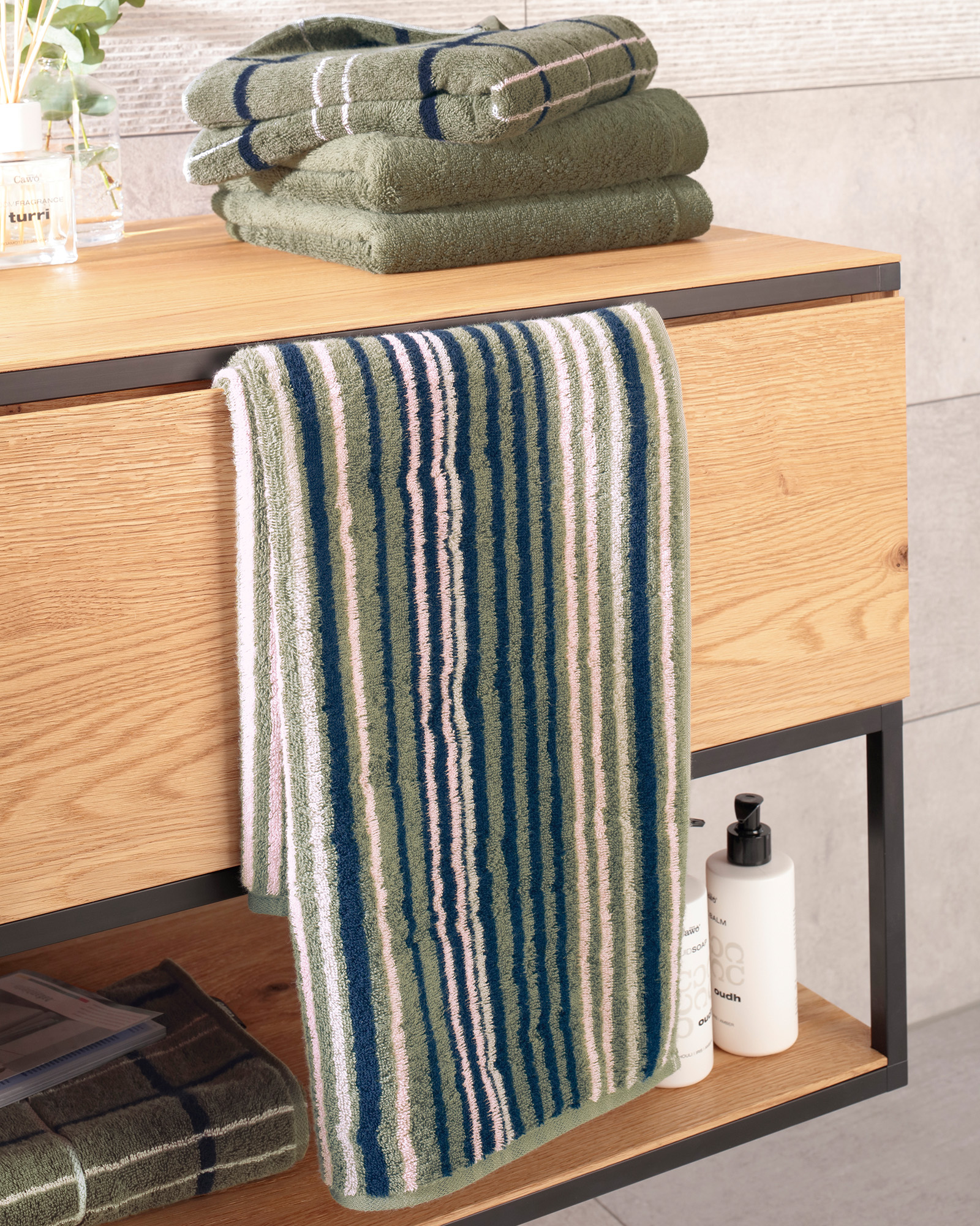 Cawö Handtücher Avenue Karo 339 - Farbe: field - 41 Saunatuch 70x180 cm Detailbild 2 Cawö Handtücher Avenue Karo 339 - Farbe: field - 41 Saunatuch 70x180 cm Detailbild 2