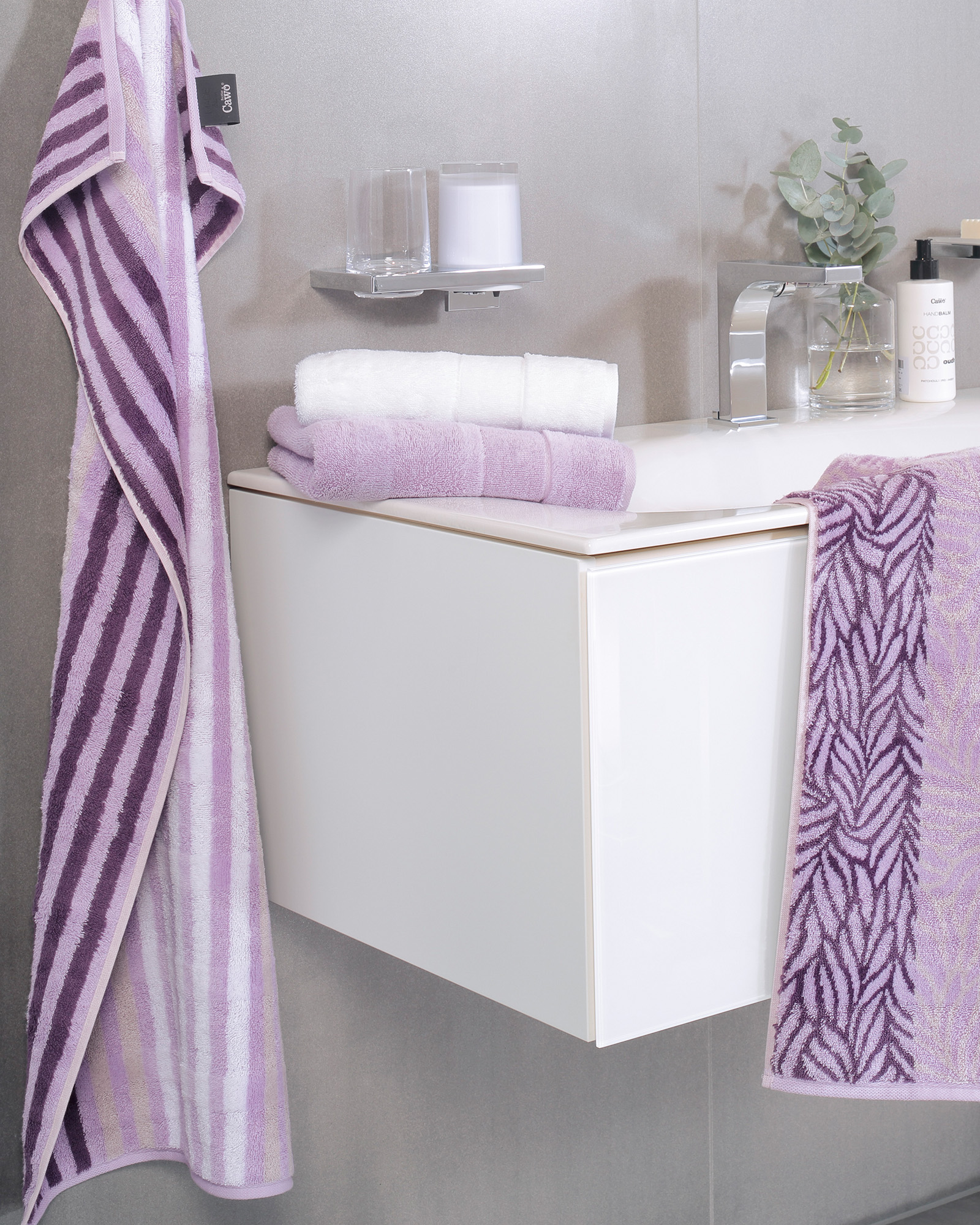 Cawö Noblesse Seasons Allover 1084 - Farbe: lavendel - 88 Handtuch 50x100 cm Detailbild 1 Cawö Noblesse Seasons Allover 1084 - Farbe: lavendel - 88 Handtuch 50x100 cm Detailbild 1