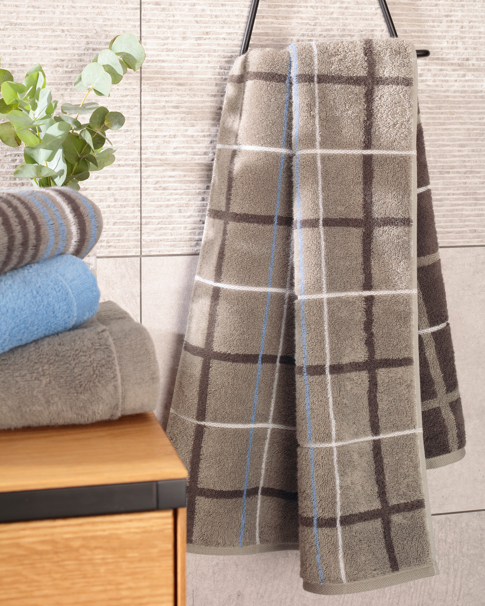 Cawö Handtücher Avenue Karo 339 - Farbe: graphit - 73 Saunatuch 70x180 cm Detailbild 1 Cawö Handtücher Avenue Karo 339 - Farbe: graphit - 73 Saunatuch 70x180 cm Detailbild 1