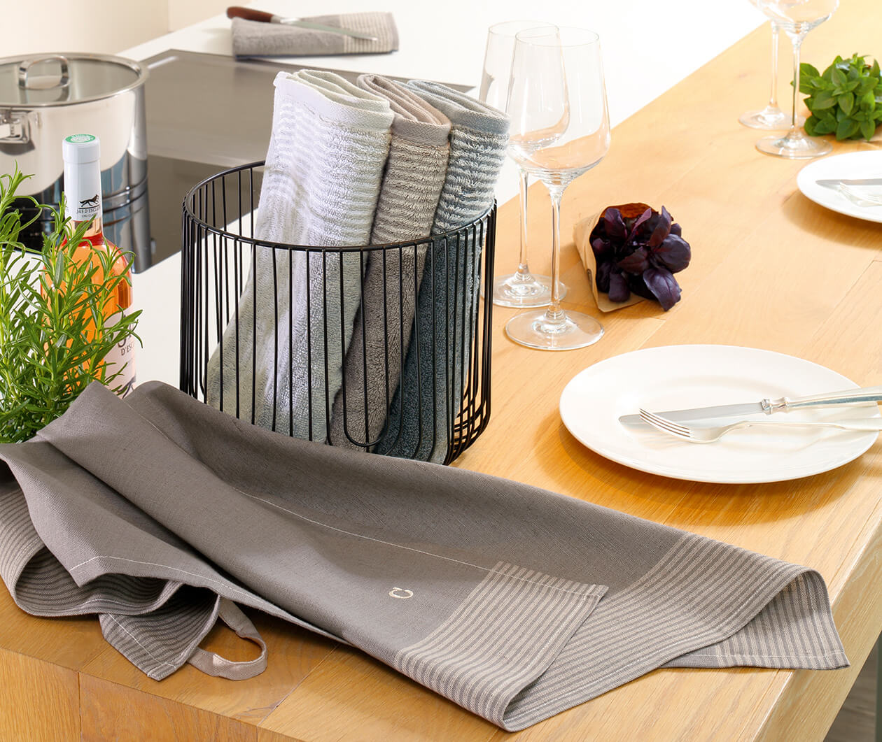 Cawö Two-Tone 590 - Küchenhandtuch 50x50 cm - Farbe: graphit - 70 Detailbild 1 Cawö Two-Tone 590 - Küchenhandtuch 50x50 cm - Farbe: graphit - 70 Detailbild 1